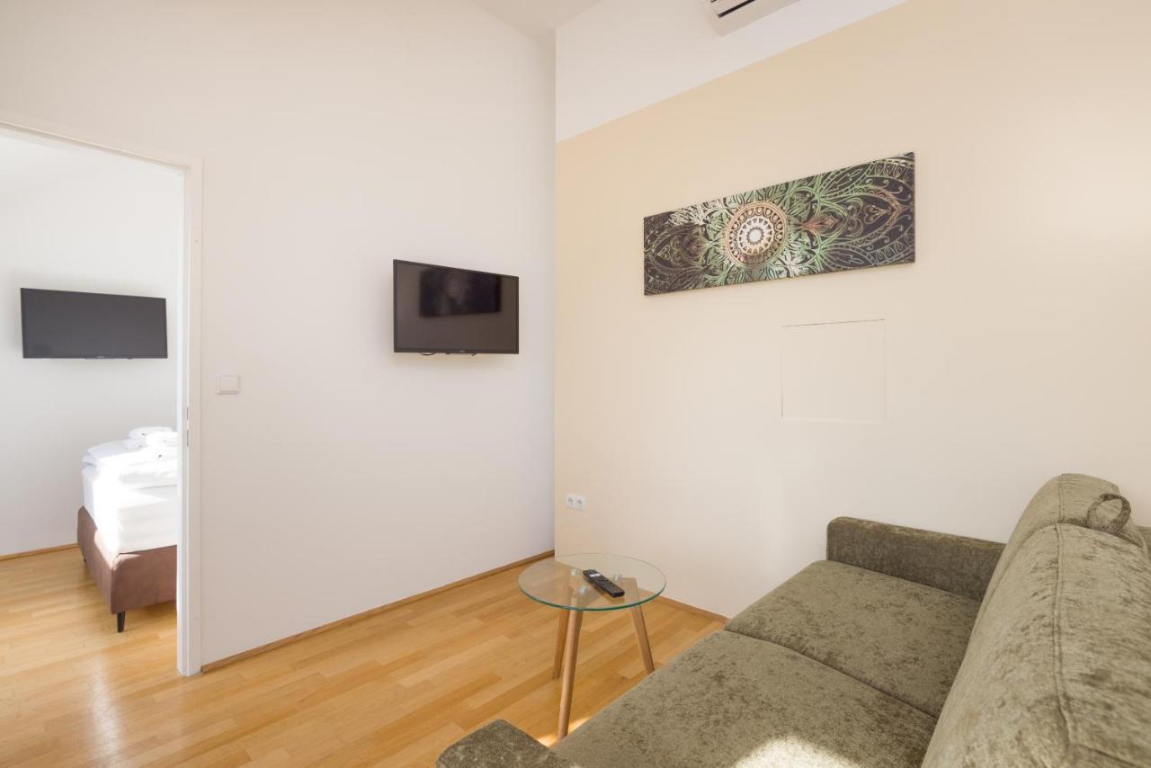 Vienna Stay Apartments Pezzl 1170 エクステリア 写真