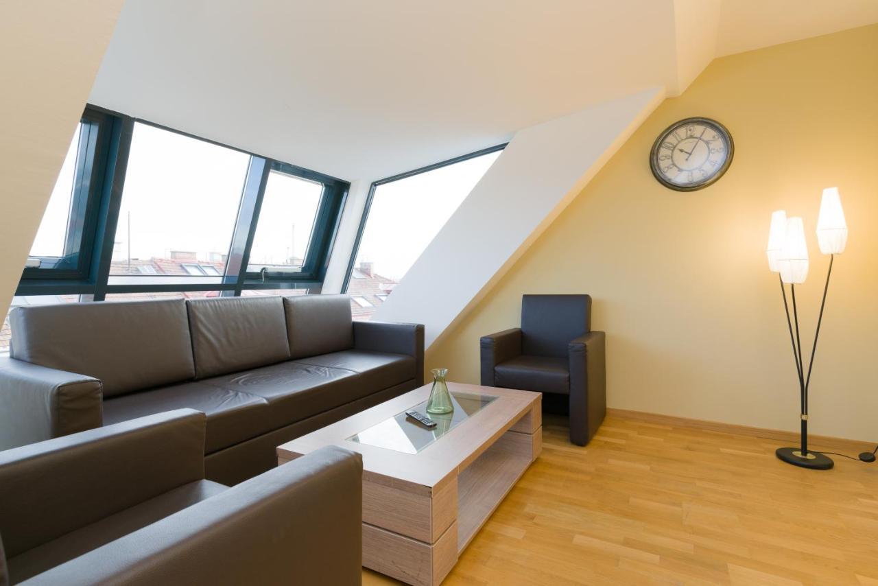 Vienna Stay Apartments Pezzl 1170 エクステリア 写真