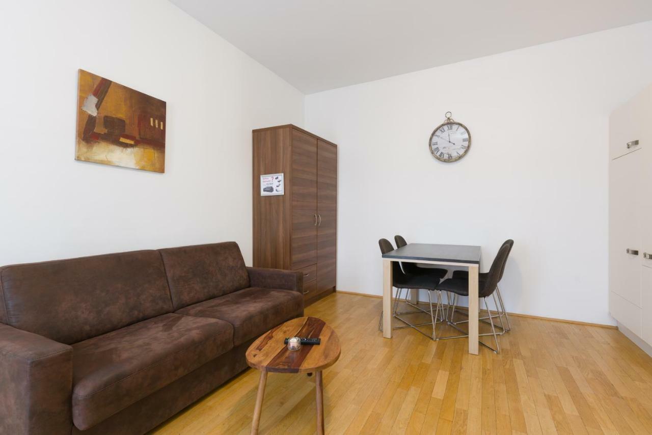 Vienna Stay Apartments Pezzl 1170 エクステリア 写真