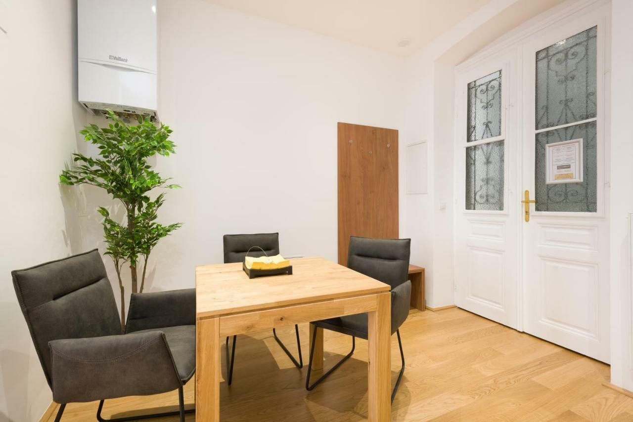 Vienna Stay Apartments Pezzl 1170 エクステリア 写真