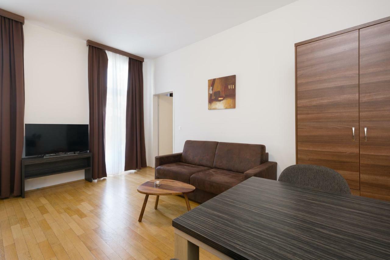 Vienna Stay Apartments Pezzl 1170 エクステリア 写真